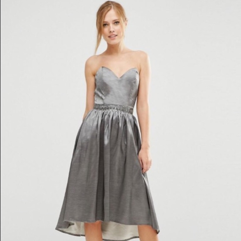 New Gray Dress With Sweetheart Neck | size 8